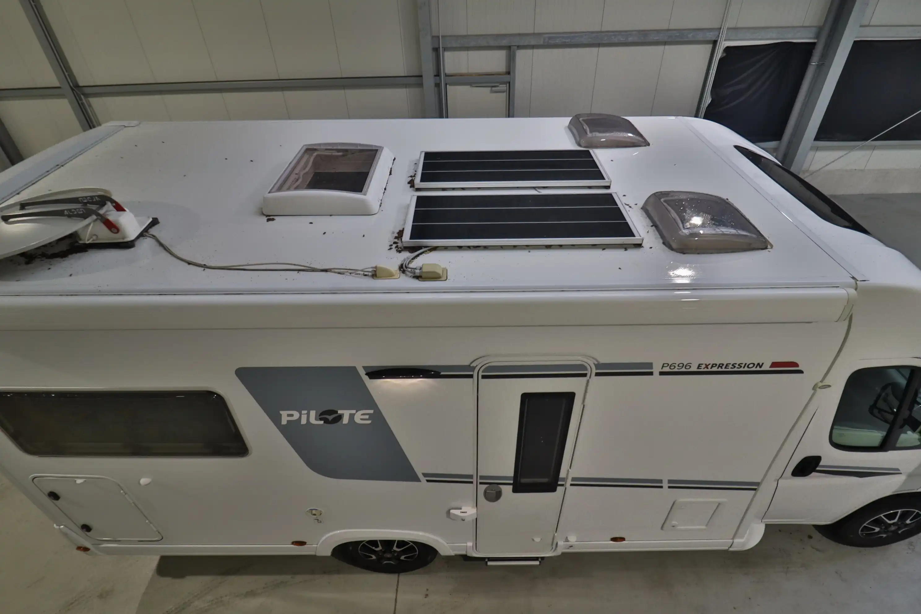 PILOTE P 696 U Expression - Ansicht 5